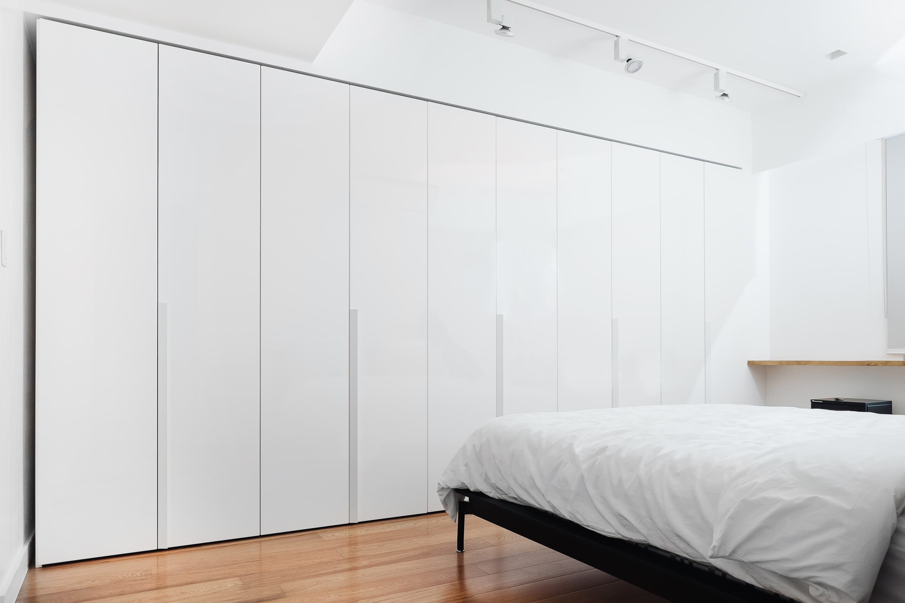 Antibes Wardrobe Taguig City 2